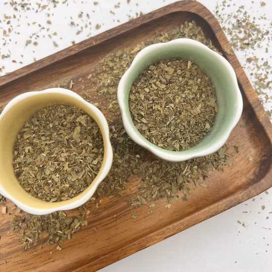 A colheita natural do tempero secou especiarias de cozimento da categoria superior dos cravos-da-índia